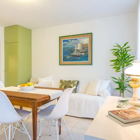 Amalia Apartment *