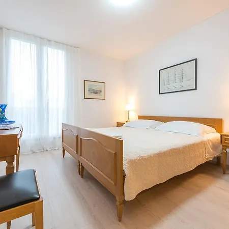 Amalia Dubrovnik